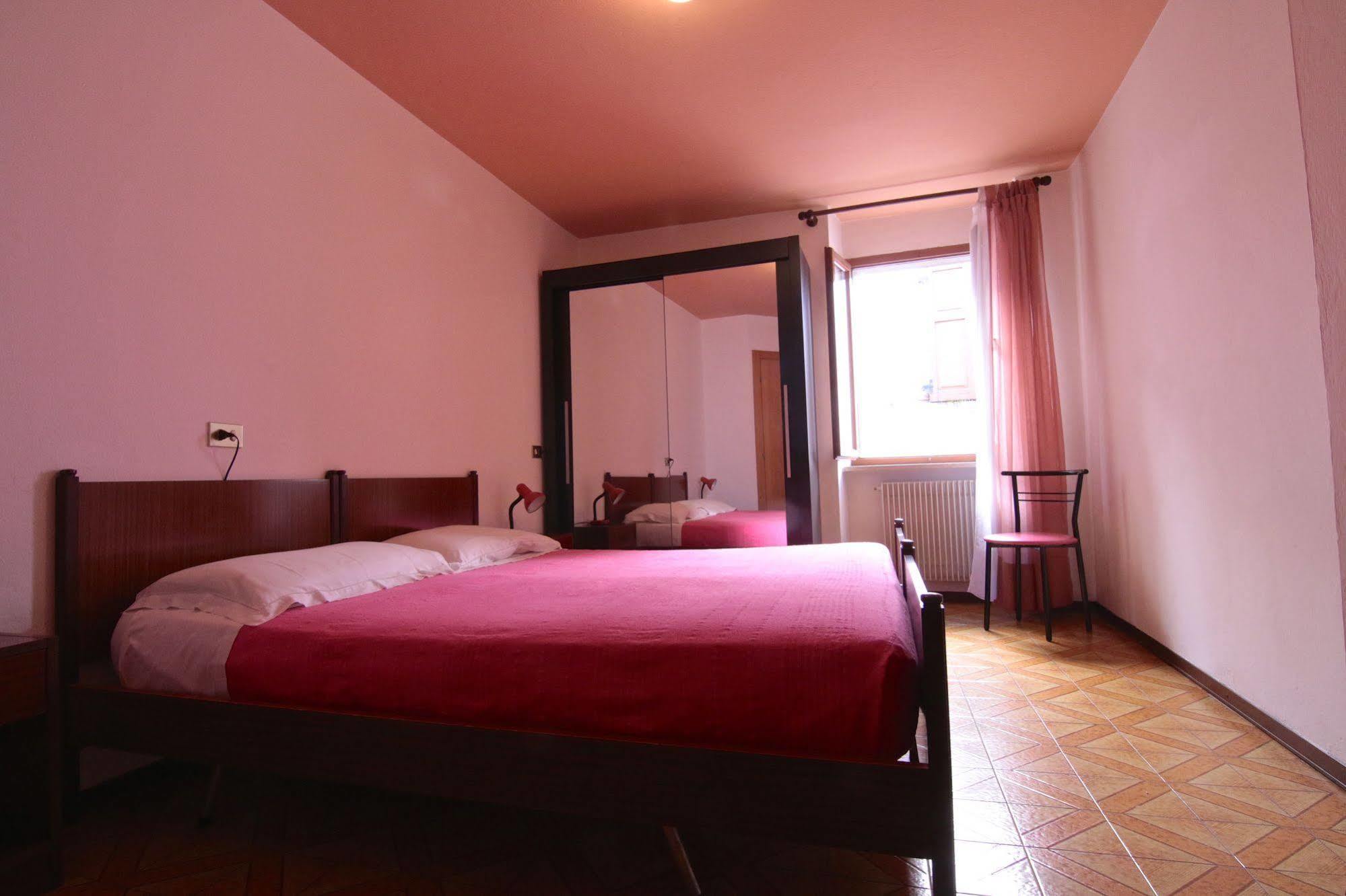 Mama Apartments Riva del Garda Ngoại thất bức ảnh
